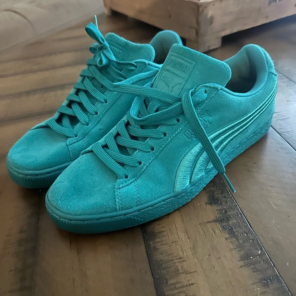 Puma Vibrant Teal Sneakers - Picture 2 of 6